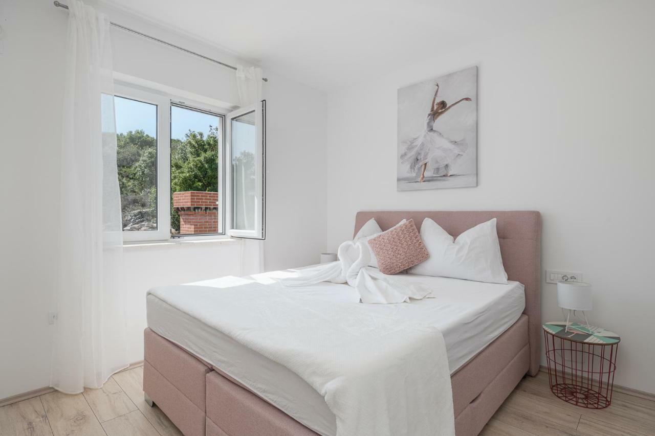 Apartments Lidija Кавтат Екстериор снимка