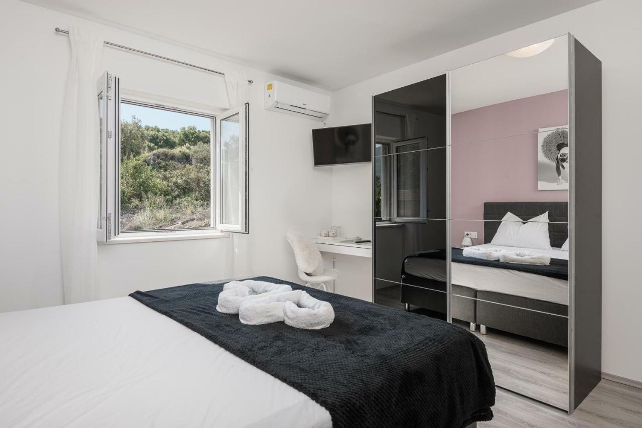 Apartments Lidija Кавтат Екстериор снимка